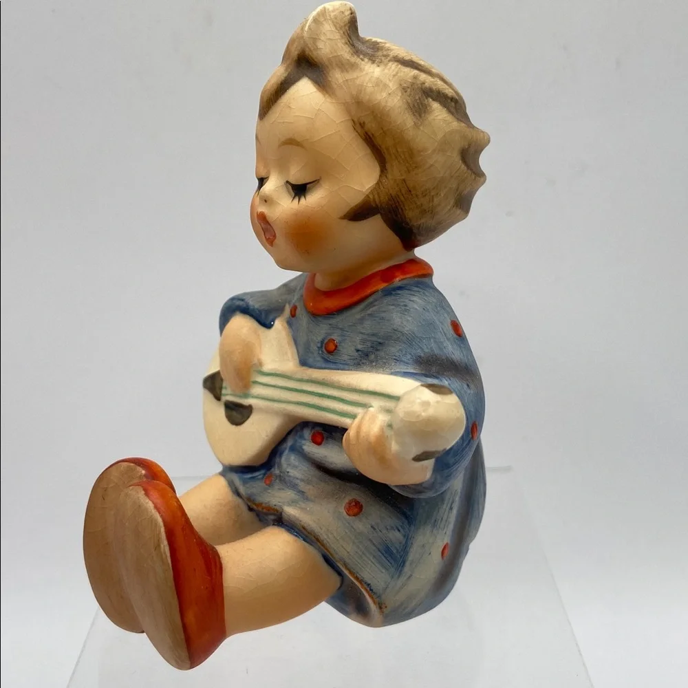 Vintage Goebel Hummel Joyful Figurine AKA Banjo Betty